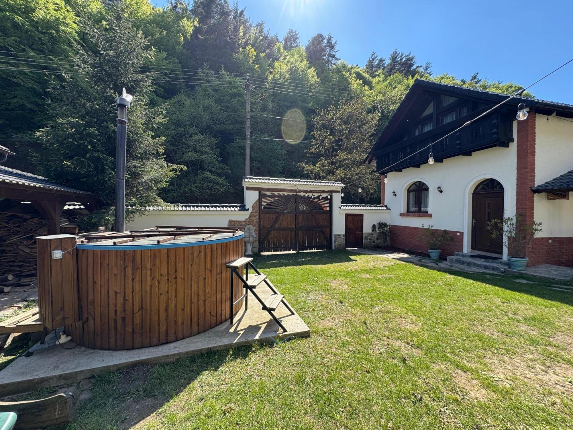 Tălmaciu 卡萨斯特凡旅馆酒店 外观 照片