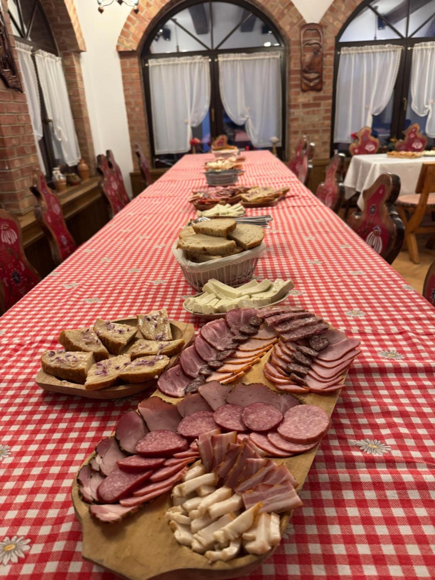 Tălmaciu 卡萨斯特凡旅馆酒店 外观 照片